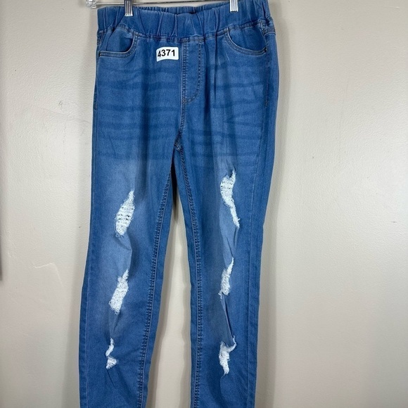 nadine west Pants - Nadine west large net. W-14 10-1/2 rise. 28-1/2 inseam. Pockets elastic waist